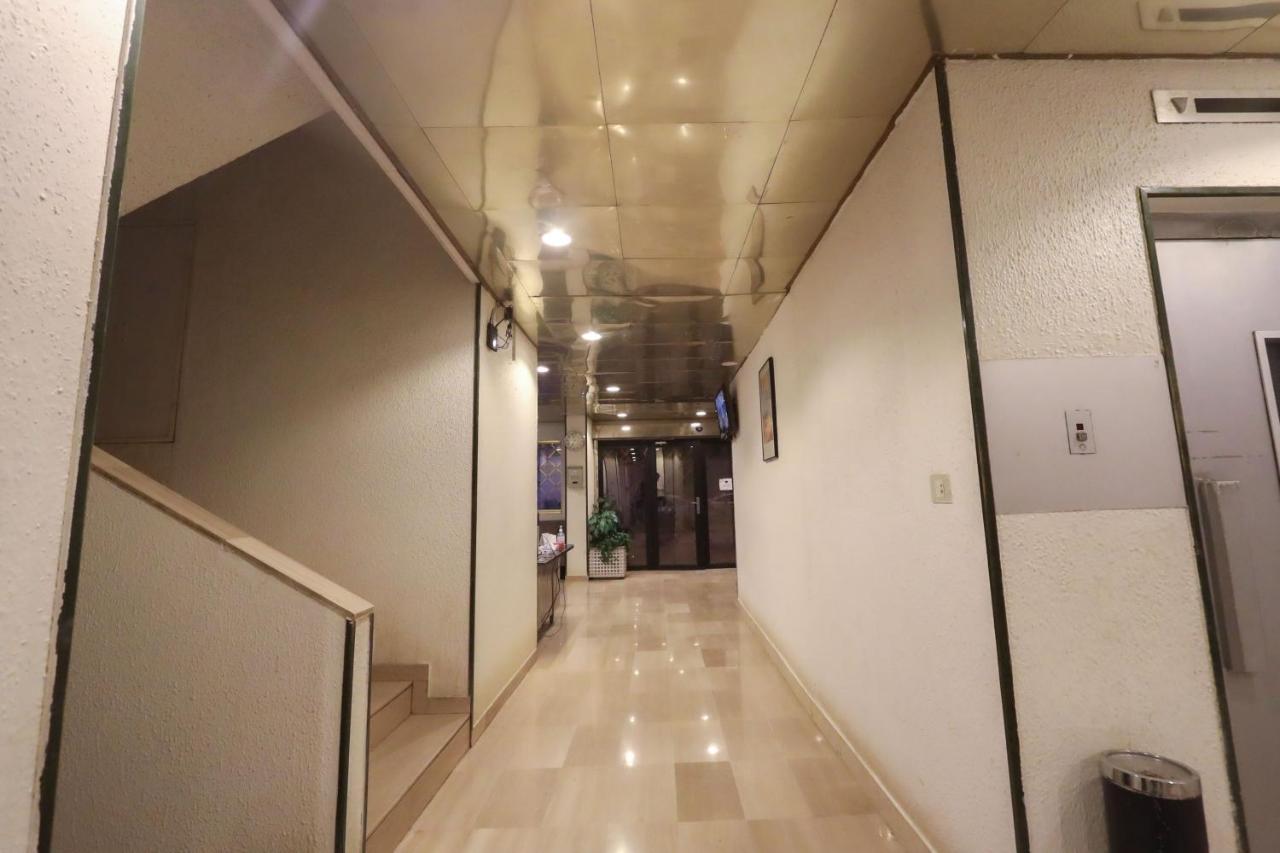 Mena Al Diyar 114 Hotel Riaad Buitenkant foto